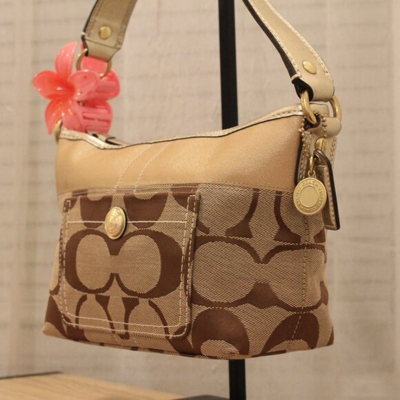 👛 SOLD 👛 - Picture 2 of 4